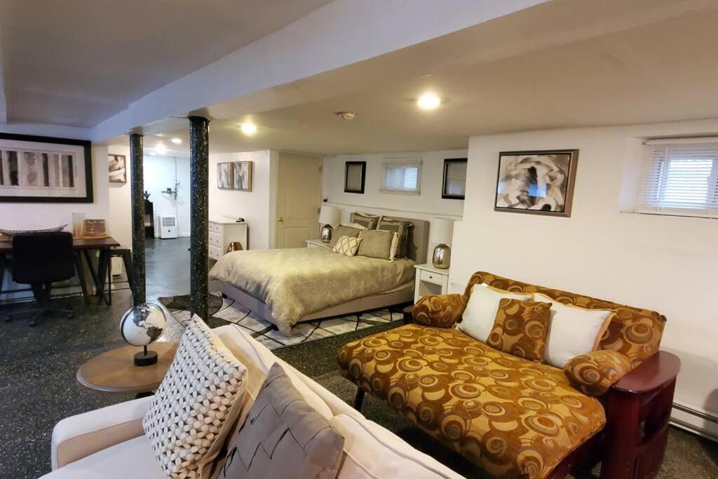 Cozy Studio; Lower Level Unit Нью-Йорк Екстер'єр фото